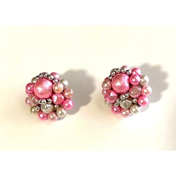 Vintage Round Cluster Clip Earrings Pink White Silver Beads - Picture 1 of 6